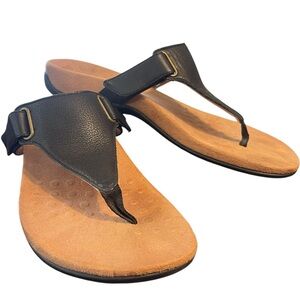Vionic Wanda T-Strap Leather Black Summer Sandal Women's 8 Vacation Beach Casual